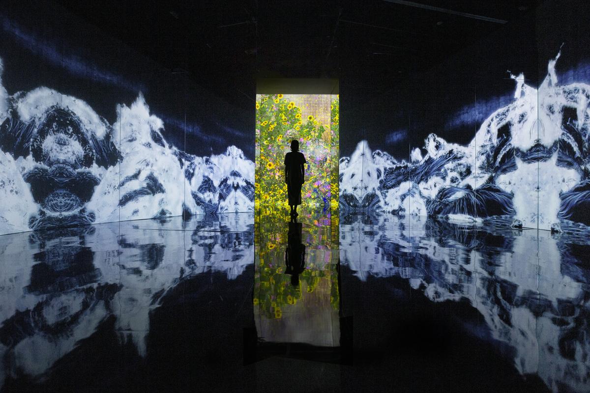 企画展「チームラボ 永遠の海に浮かぶ無常の花」 | チームラボ 企画展「チームラボ 永遠の海に浮かぶ無常の花」 | チームラボ
